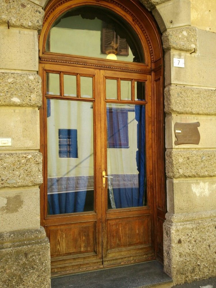 Hotel La Corte Del Poeta Buscate Exterior foto